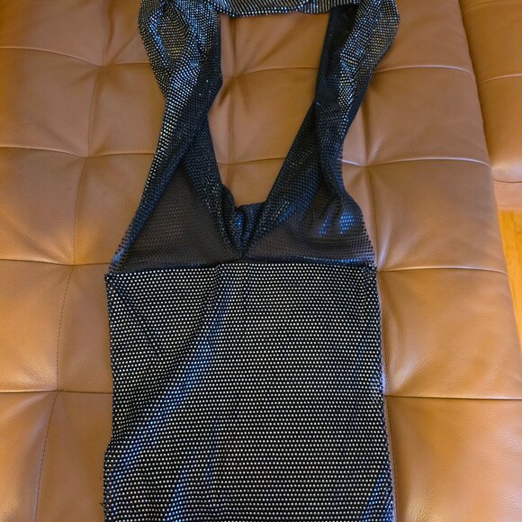 backless hooded diamond mesh dress - Picture 3 of 5